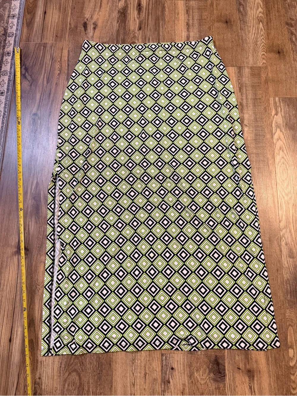 MICHAEL Michael Kors Lime Green and Gray Geometric Print Top